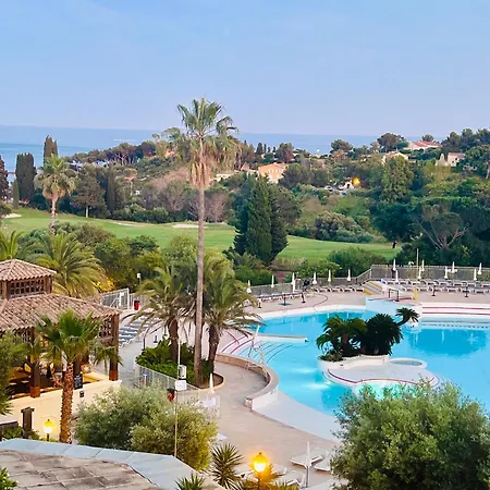 Cap Esterel Vivez Le Prestige Dans Un Spacieux De Gamme Avec Vue Mer, Piscines Saint-Raphaël