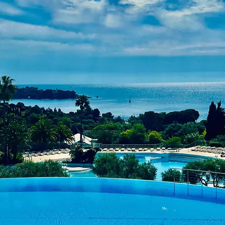 Apartament Cap Esterel Vivez Le Prestige Dans Un Spacieux De Gamme Avec Vue Mer, Piscines Saint-Raphaël