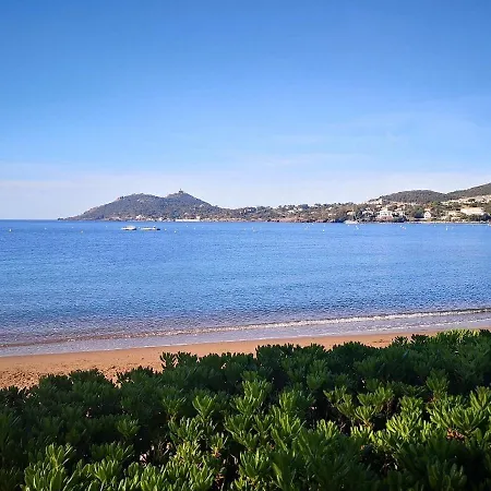 Apartament Cap Esterel Vivez Le Prestige Dans Un Spacieux De Gamme Avec Vue Mer, Piscines Saint-Raphaël